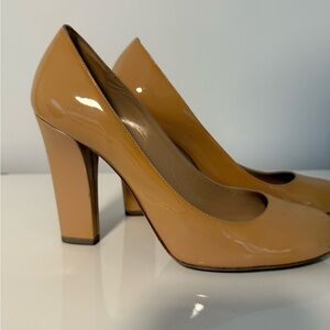 Giorgio Armani Glossy Tan Heels